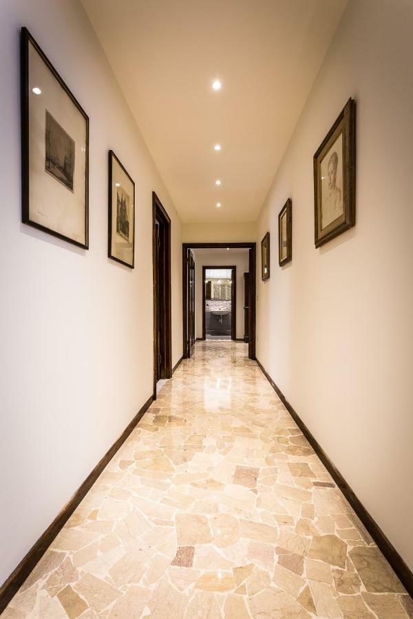 Ferrhouse Charm In Florence Two Lifts Exteriér fotografie